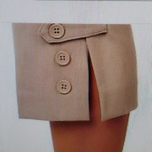 Susan Graver  Chelsea stretch capri pants  withbbuiion tab and slits details M - Picture 3 of 10